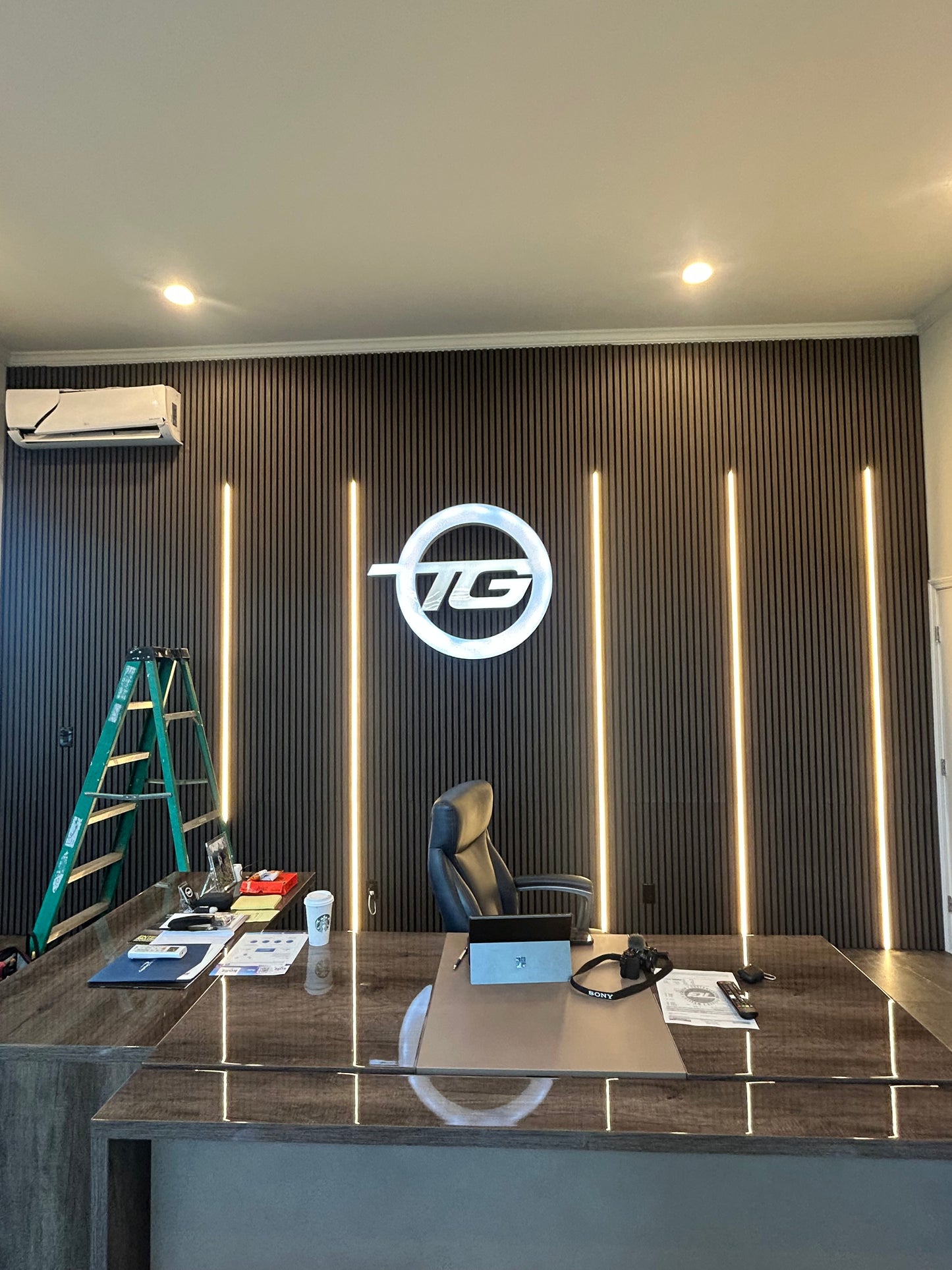 A03 Grey - 2x9ft 6628