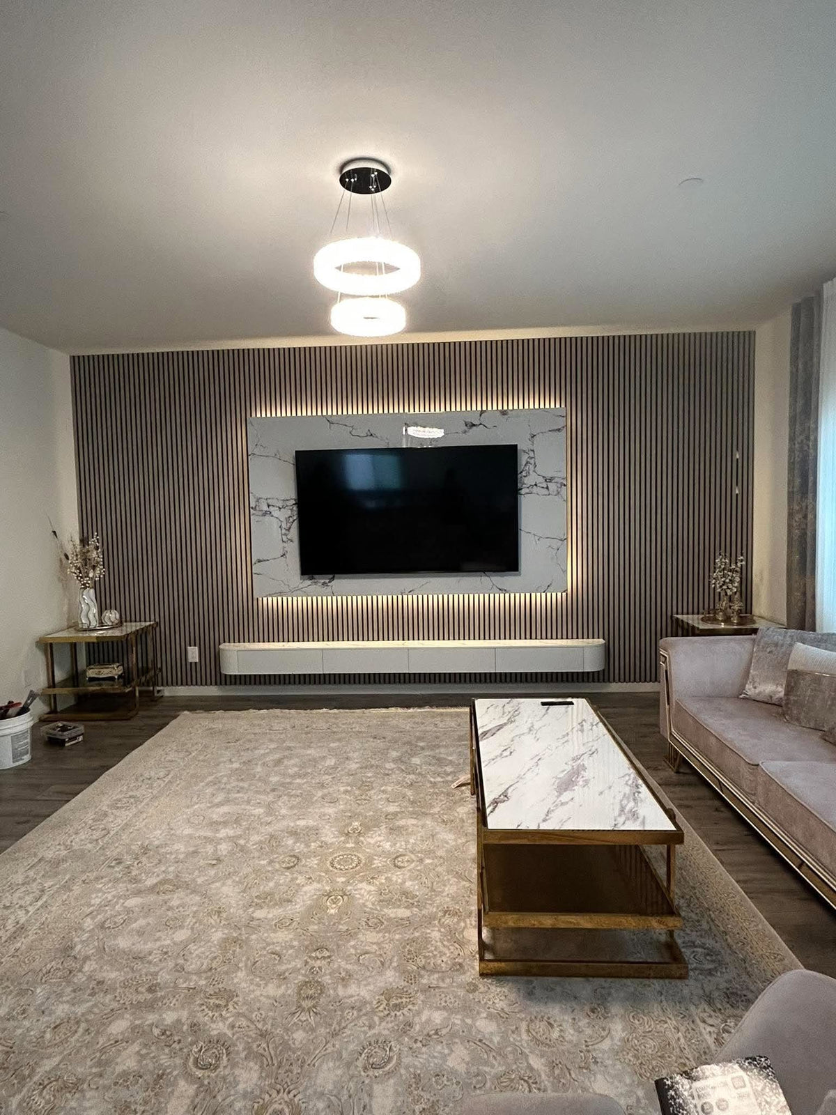TV WALL 1