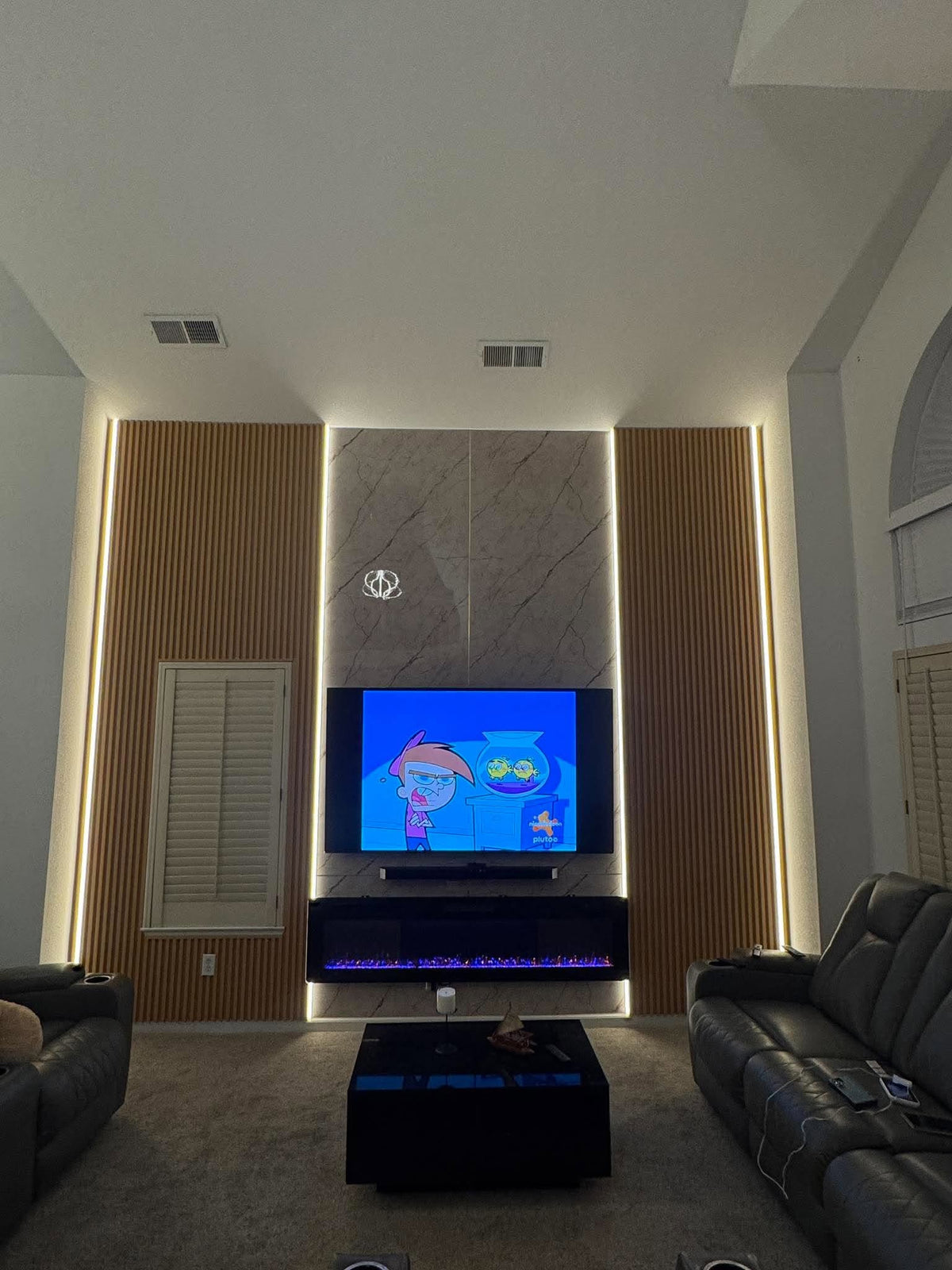 TV WALL 1