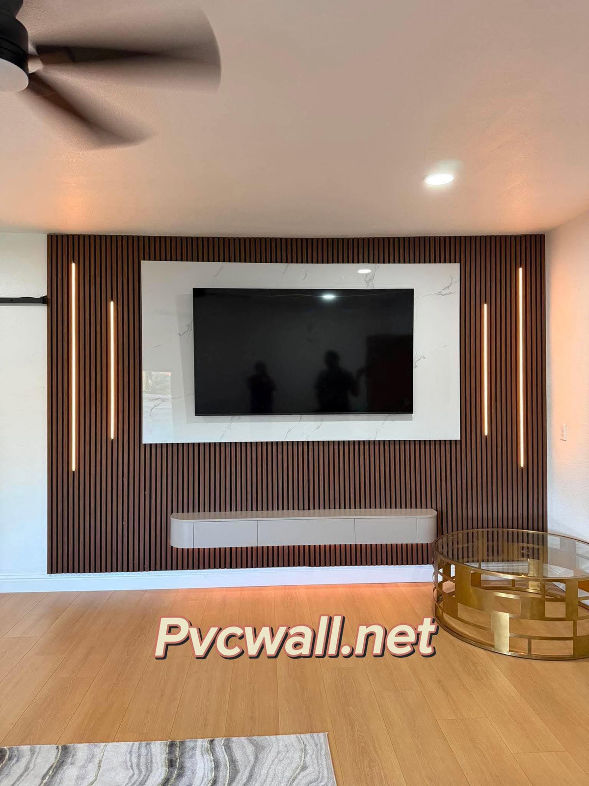 TV WALL 1