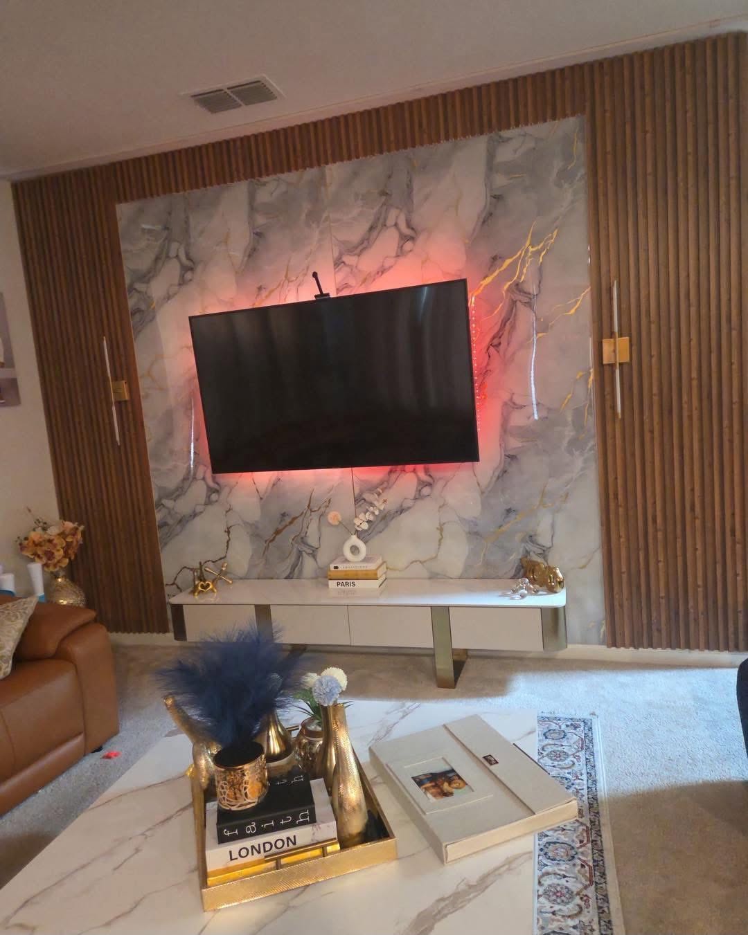 TV WALL 1