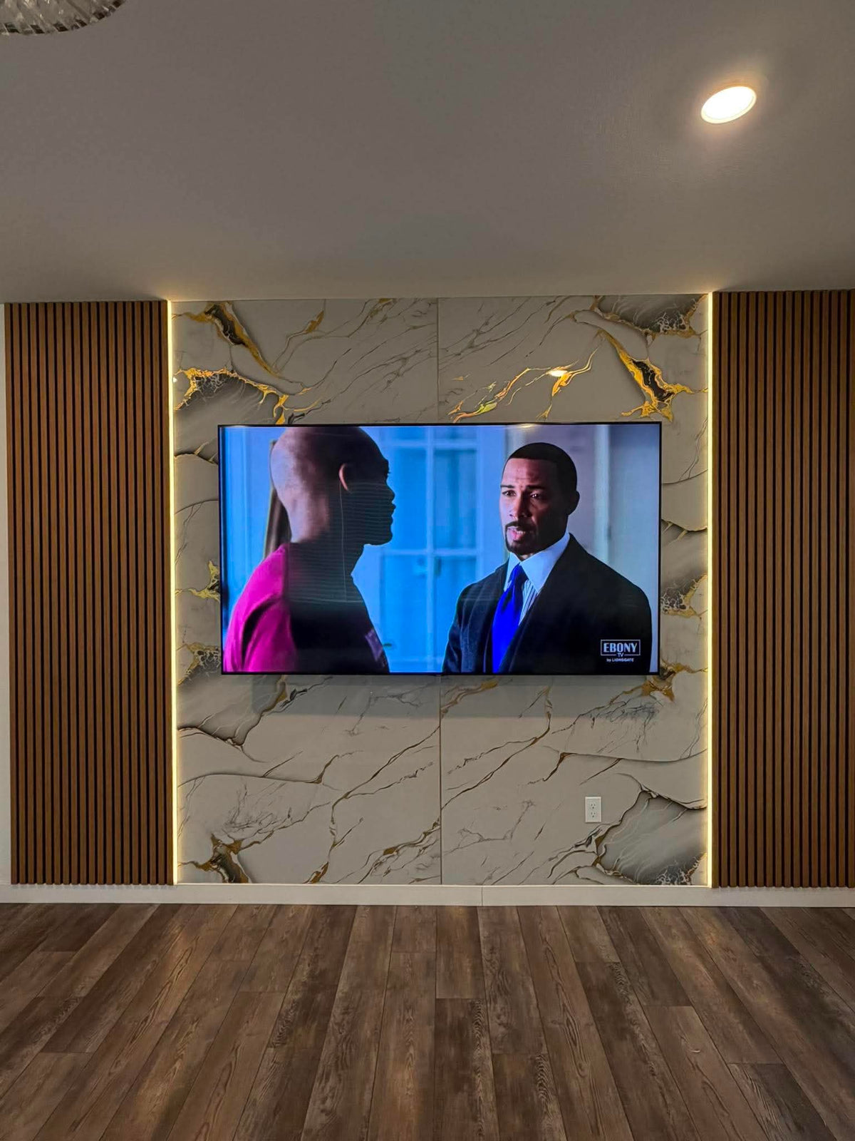 TV WALL 1