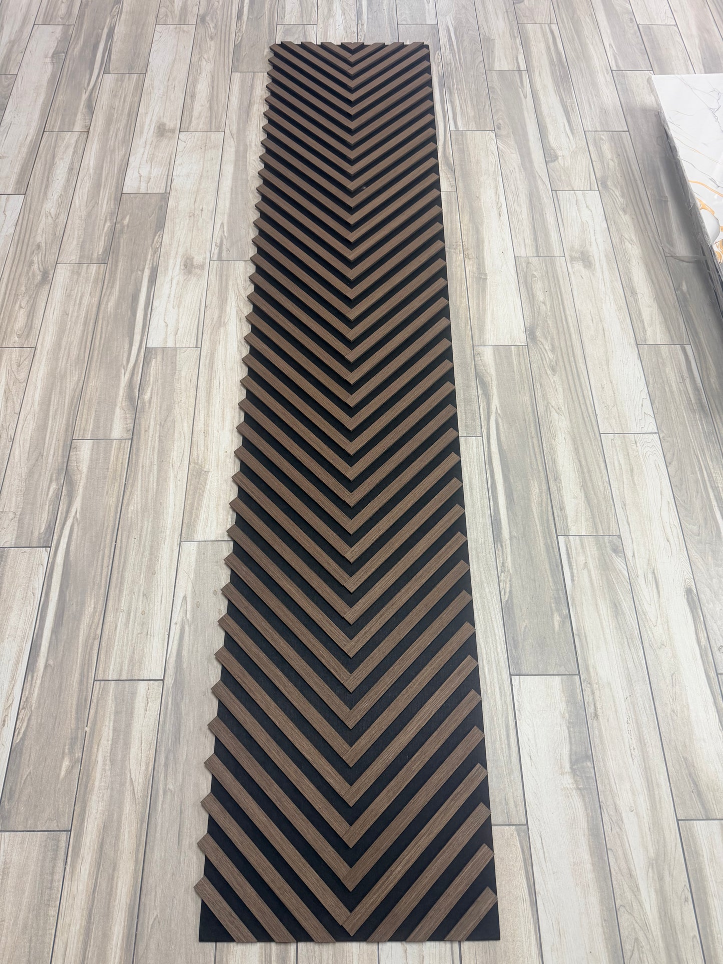 A22 Chevron Darkbrown